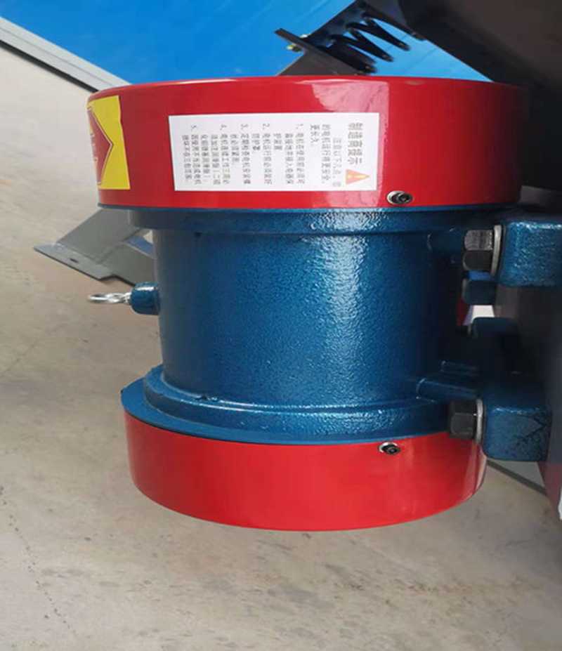 篩機(jī)底部電機(jī)