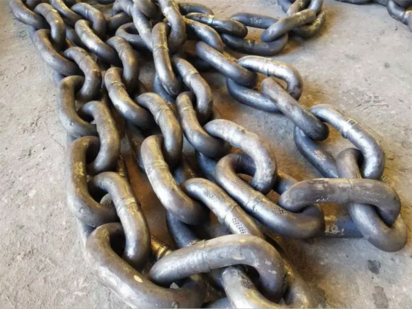 提升機鏈條擺動故障分析與解決方案