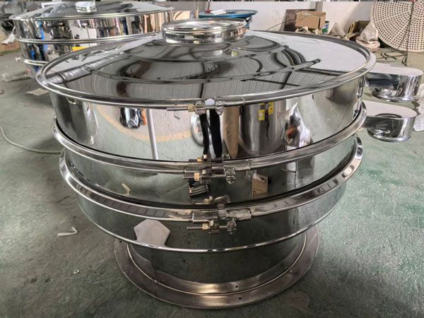 如何操作和維護(hù)三次元振動篩分過濾機(jī)？