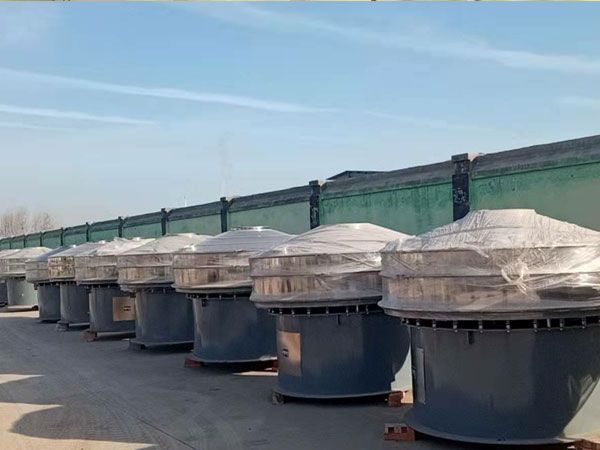 客戶訂制的20臺三次元振動篩發貨