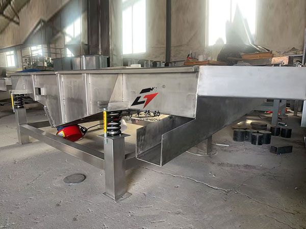 820型魔芋直線篩特點