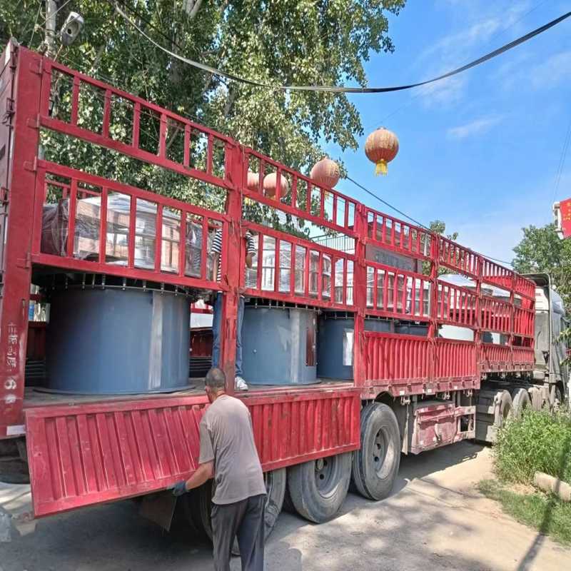 1200旋振篩裝車發貨