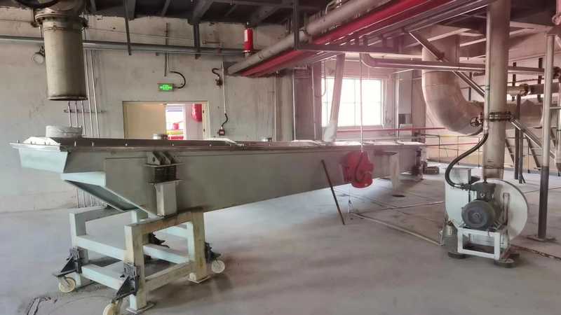 定制型長距離直線振動篩